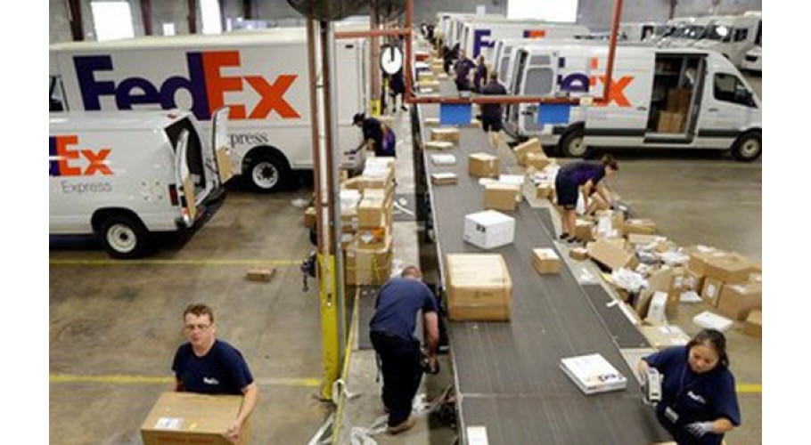 FedEx cắt quan hệ với Amazon